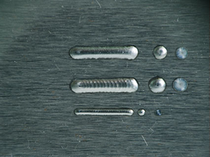 <a href='http://m.showplus.com.cn/product/3.htm' class='text_a'>模具激光焊機(jī)</a>修復(fù)鏡面模具效果